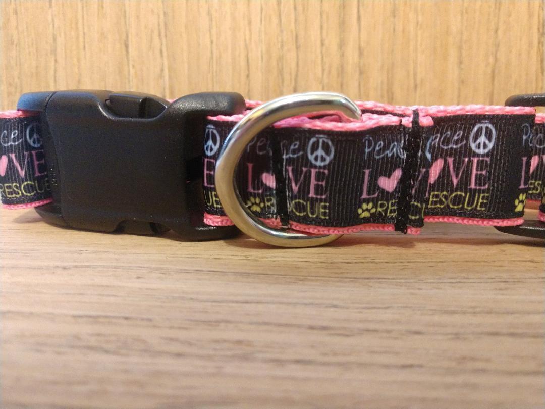 Peace Love & Rescue Dog Collar – Pink Print (Medium & Large)